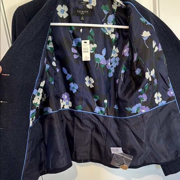 Talbots | Aberdeen Women's Navy Blazer - Picture 3 of 7